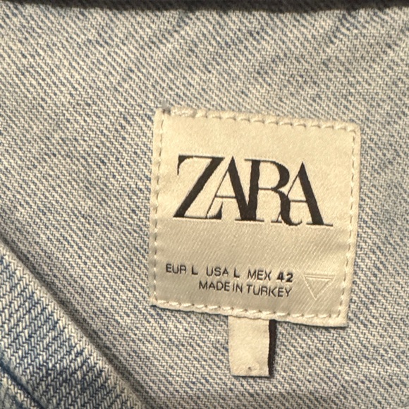 Zara Denim Crew Neck Pullover with center pockets - Picture 3 of 6